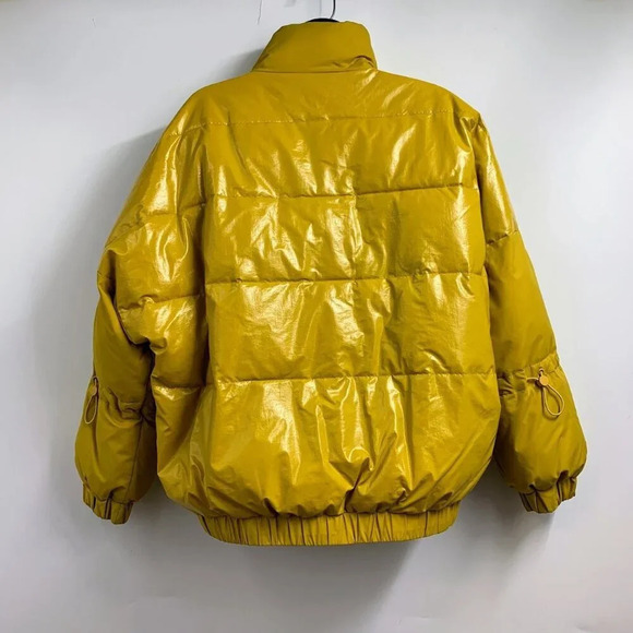 Cabi‎ Women's Puff Piece Cropped Oversized #4228 Nylon Puffer Coat Size XS - Picture 2 of 14